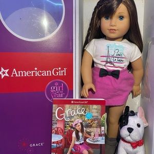 Grace + Book + Accessories (GOTY 2015 American Girl doll) (Collectible)